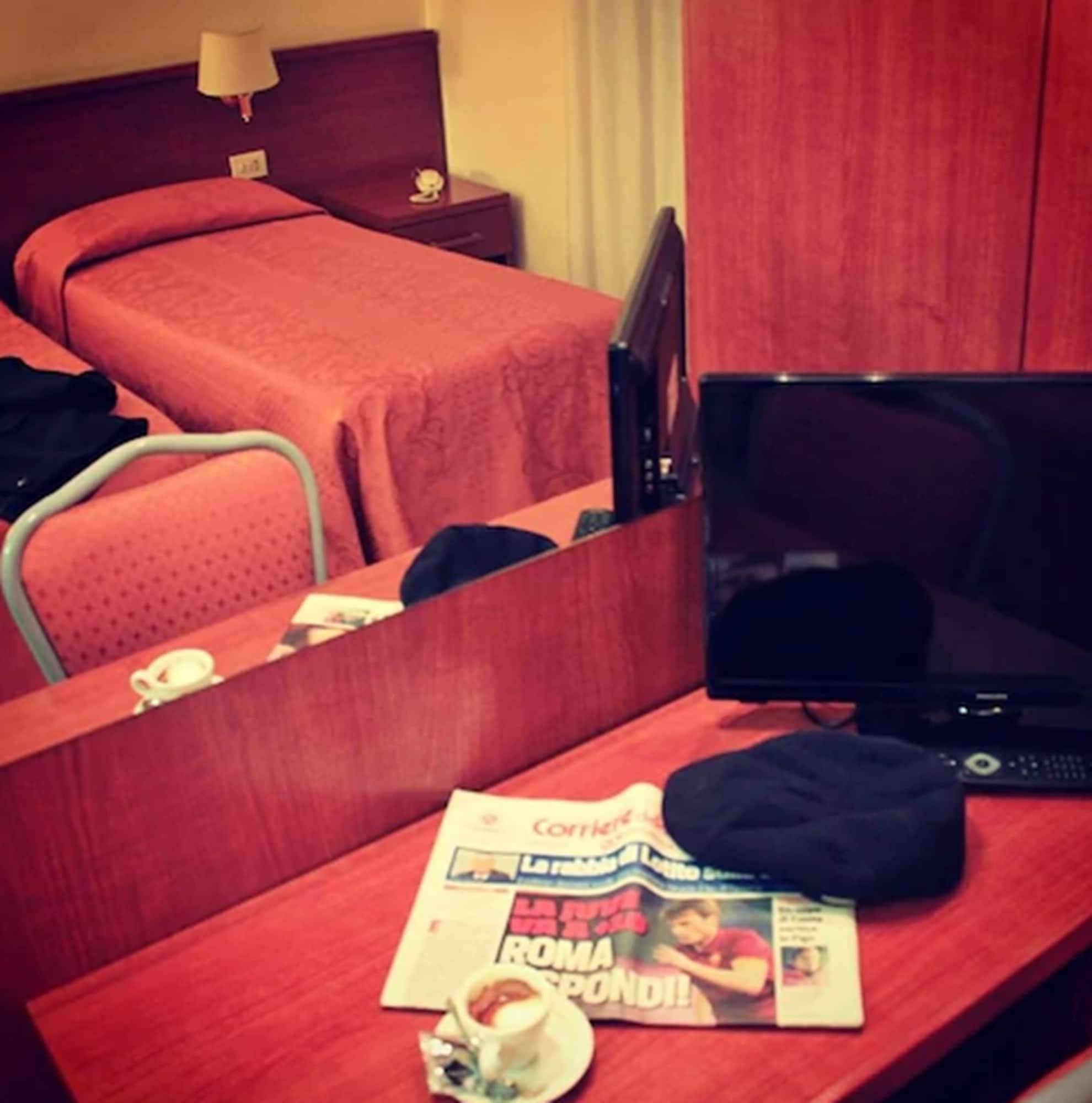 רומא Hotel Priscilla מראה חיצוני תמונה