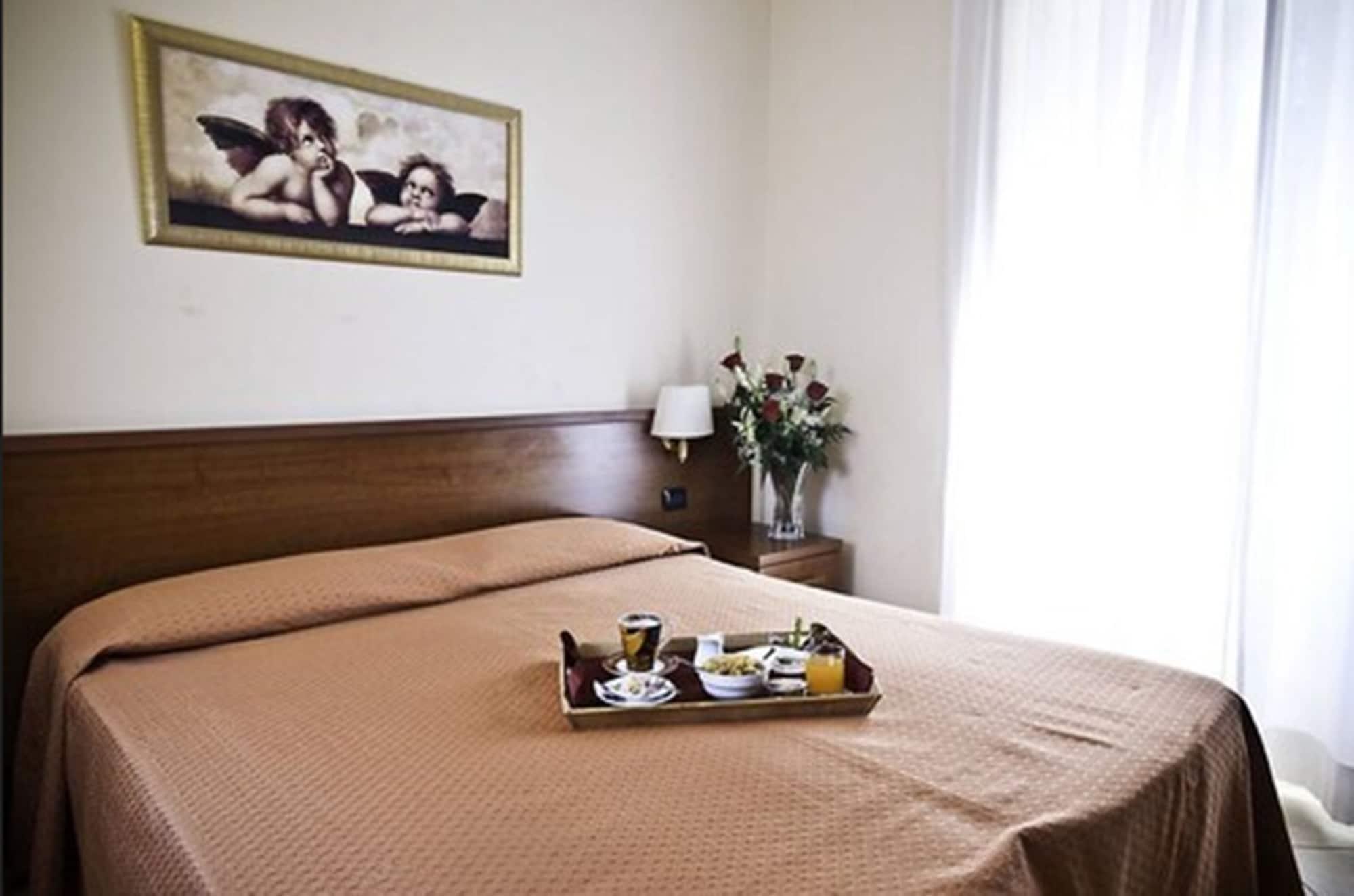 רומא Hotel Priscilla מראה חיצוני תמונה