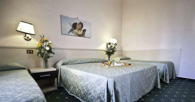 רומא Hotel Priscilla מראה חיצוני תמונה